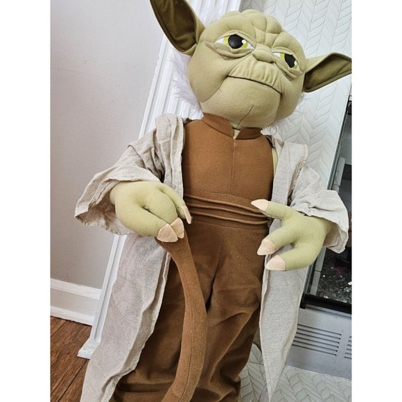 RARE Star Wars Plush Yoda 26" - Store Display 2013 Jumbo HTF Realistic Lucasfilm - Picture 2 of 12